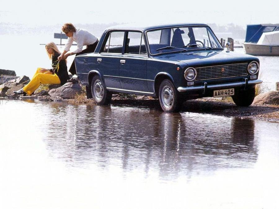  Lada 1200 (21013) 1971 года  (фото 3 из 34)